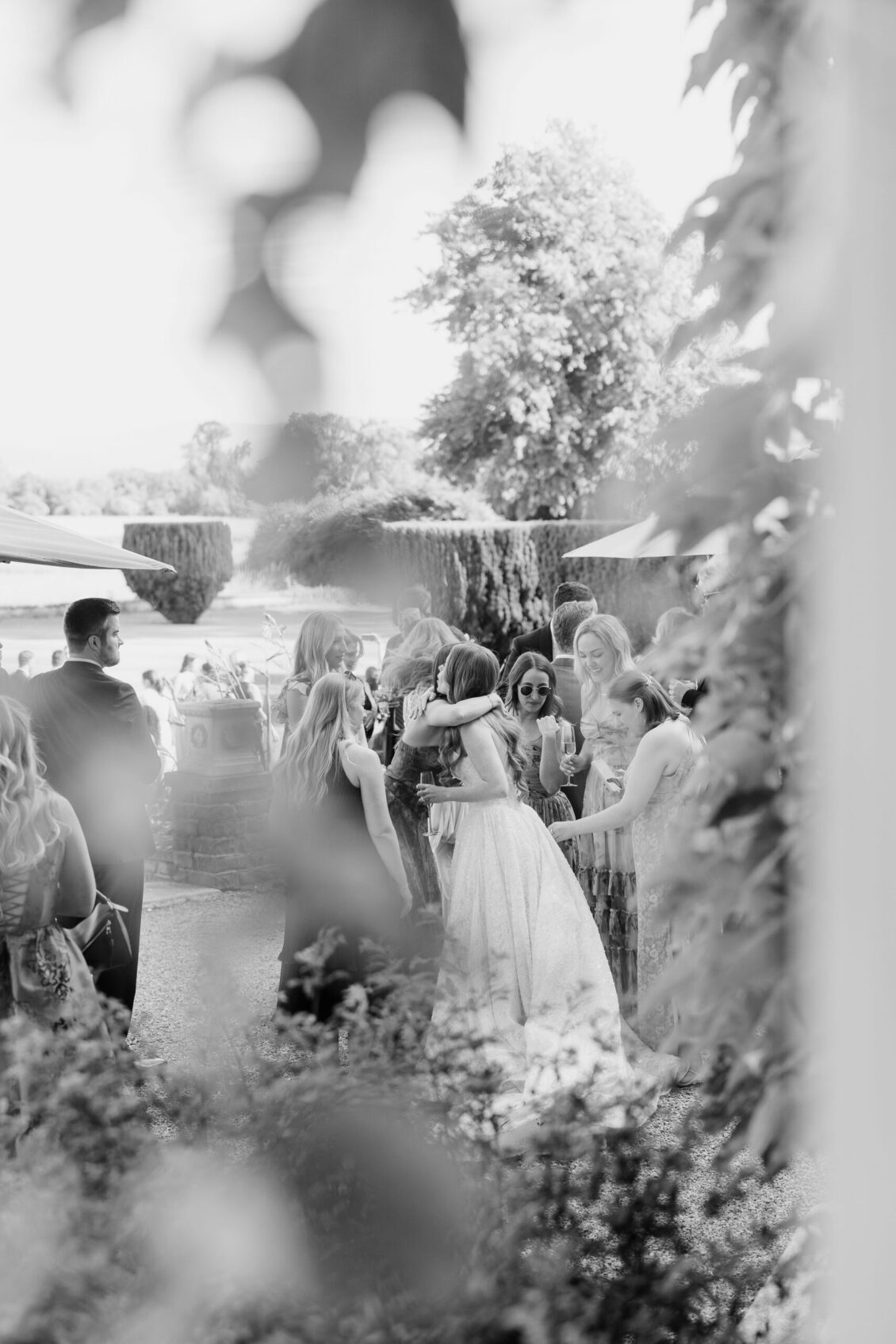 Black-and-white garden celebration at Luttrellstown Castle Resort