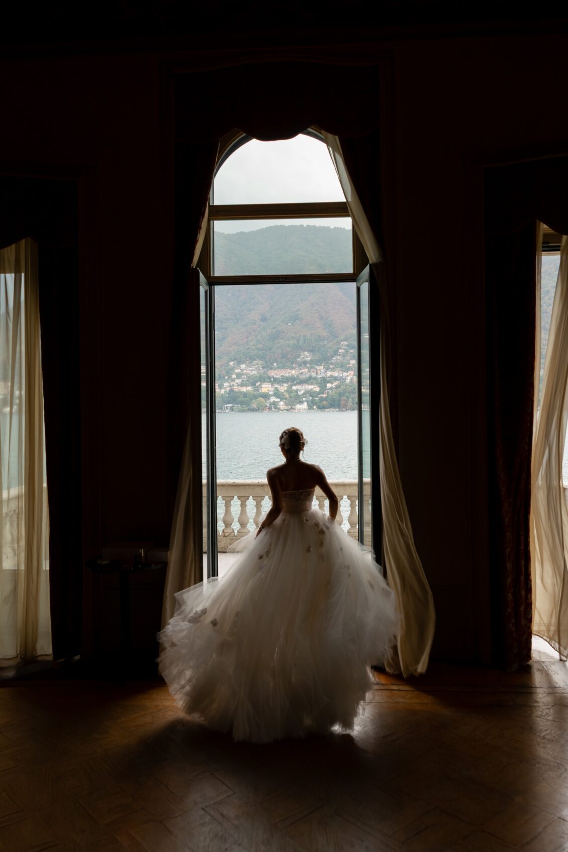 Mahsa and Bam wedding at Villa Erba on Lake Como — photograph 038 by Vlasta Weddings