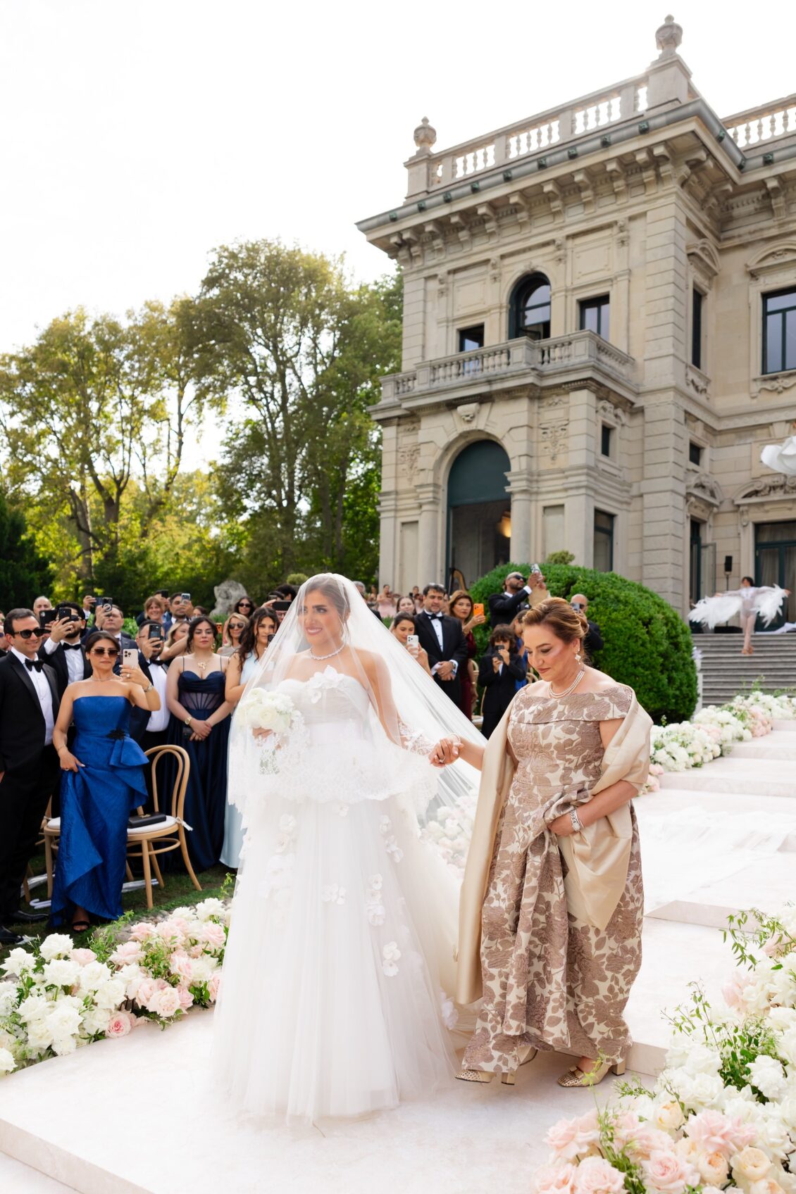 Mahsa and Bam wedding at Villa Erba on Lake Como — photograph 064 by Vlasta Weddings